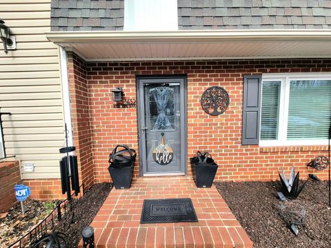 Tiny photo for 1432 Ashbourne Drive, Lynchburg, VA 24501 (MLS # 364513)