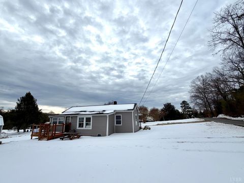 Tiny photo for 137 Higginbotham Creek Road, Amherst, VA 24521 (MLS # 364356)