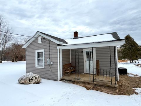 Photo of 137 Higginbotham Creek Road, Amherst, VA 24521 (MLS # 364356)