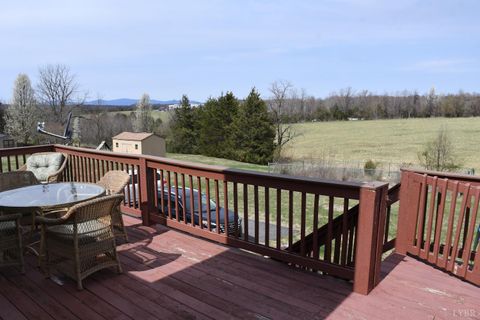 Tiny photo for 921 Alum Springs Road, Forest, VA 24551 (MLS # 365007)