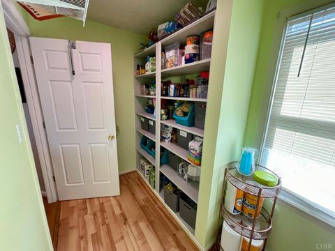 Tiny photo for 921 Alum Springs Road, Forest, VA 24551 (MLS # 365007)