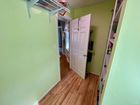 Tiny photo for 921 Alum Springs Road, Forest, VA 24551 (MLS # 365007)