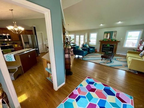 Tiny photo for 921 Alum Springs Road, Forest, VA 24551 (MLS # 365007)