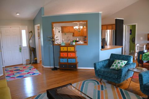 Tiny photo for 921 Alum Springs Road, Forest, VA 24551 (MLS # 365007)