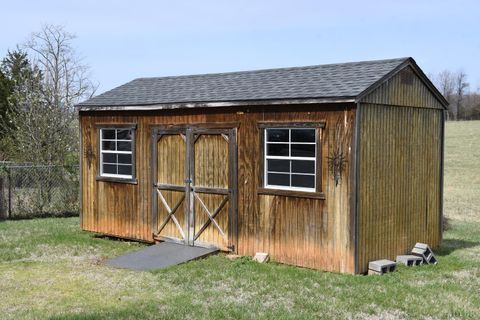 Tiny photo for 921 Alum Springs Road, Forest, VA 24551 (MLS # 365007)