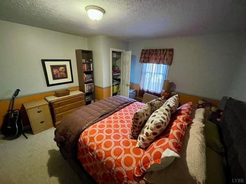 Tiny photo for 921 Alum Springs Road, Forest, VA 24551 (MLS # 365007)