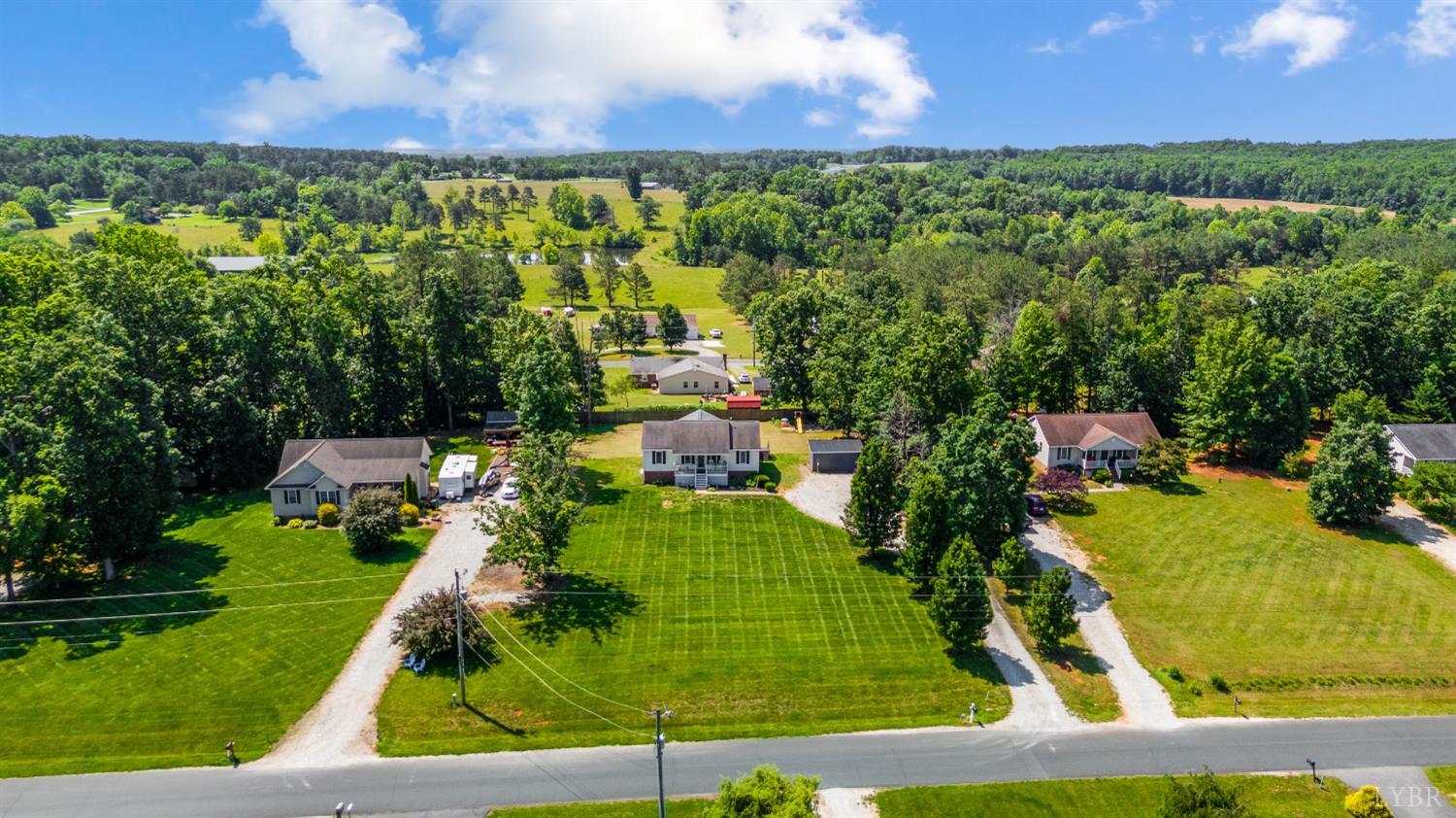 343 Soybean Drive, Appomattox, Virginia image 2