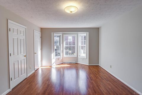 Tiny photo for 553 Charldon Road, Lynchburg, VA 24501 (MLS # 363992)