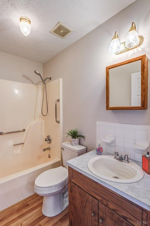 Tiny photo for 553 Charldon Road, Lynchburg, VA 24501 (MLS # 363992)