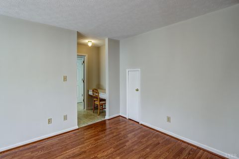 Tiny photo for 553 Charldon Road, Lynchburg, VA 24501 (MLS # 363992)