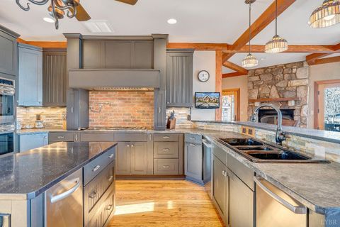 Tiny photo for 104 Arbor Lane, Huddleston, VA 24104 (MLS # 364292)