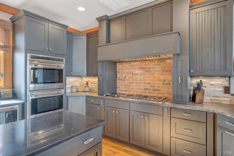 Tiny photo for 104 Arbor Lane, Huddleston, VA 24104 (MLS # 364292)