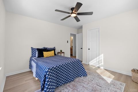 Tiny photo for 718 Kenbridge Road, Lynchburg, VA 24502 (MLS # 364085)