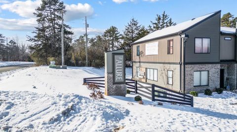 Tiny photo for 40 Allure Dr Dr, Rustburg, VA 24588 (MLS # 364341)