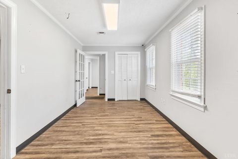 Tiny photo for 6200 Fort Avenue, Lynchburg, VA 24502 (MLS # 364164)