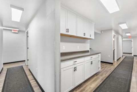 Tiny photo for 6200 Fort Avenue, Lynchburg, VA 24502 (MLS # 364164)