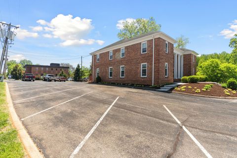 Tiny photo for 6200 Fort Avenue, Lynchburg, VA 24502 (MLS # 364164)