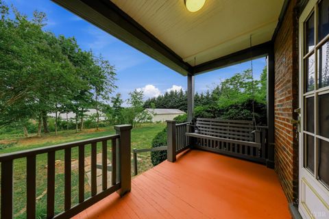 Tiny photo for 18697 Forest Road, Lynchburg, VA 24502 (MLS # 366436)