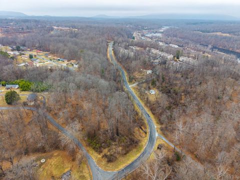 Tiny photo for 387 reusens Road, Lynchburg, VA 24503 (MLS # 363890)