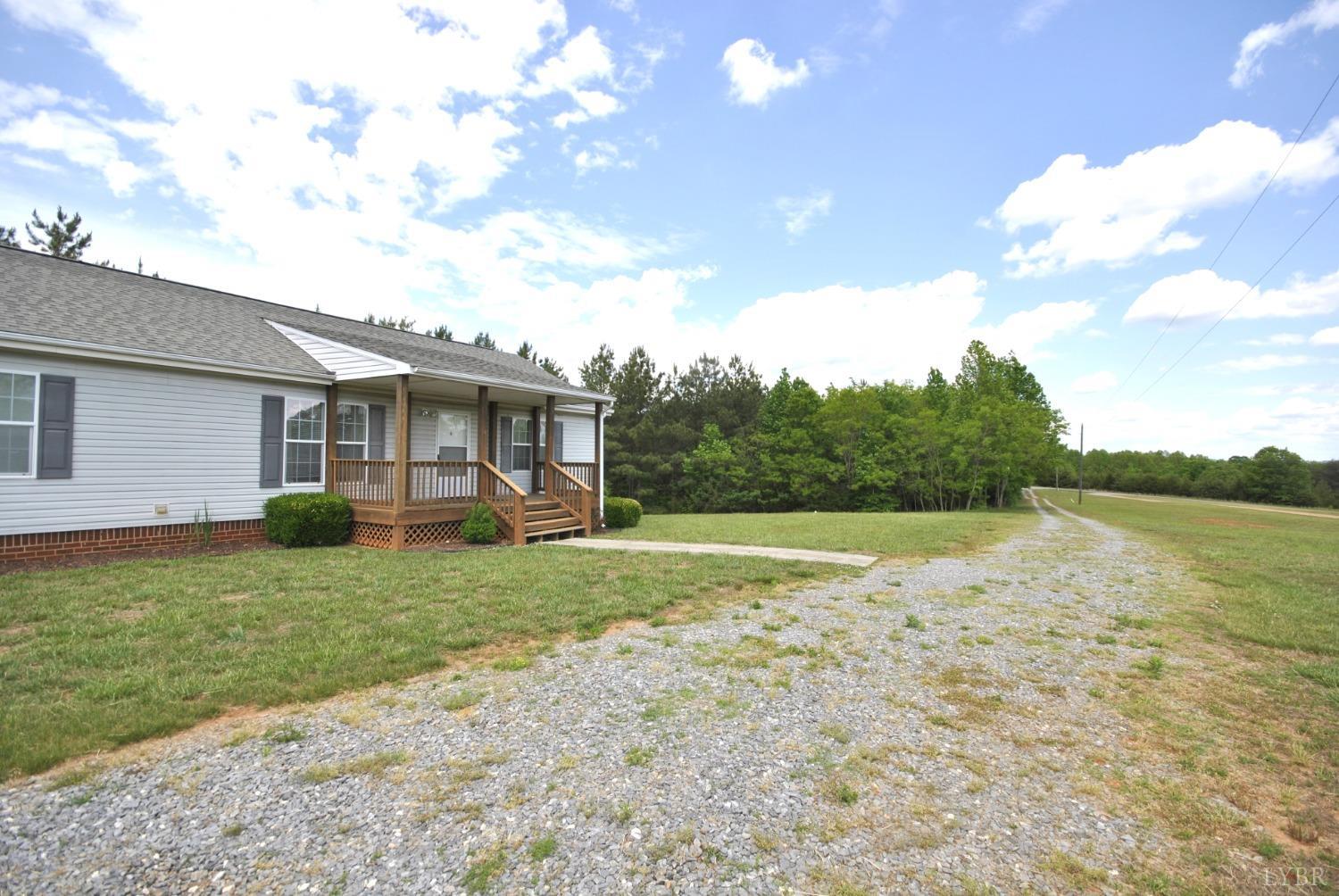 2453 Easome Road, Hurt, Virginia image 17