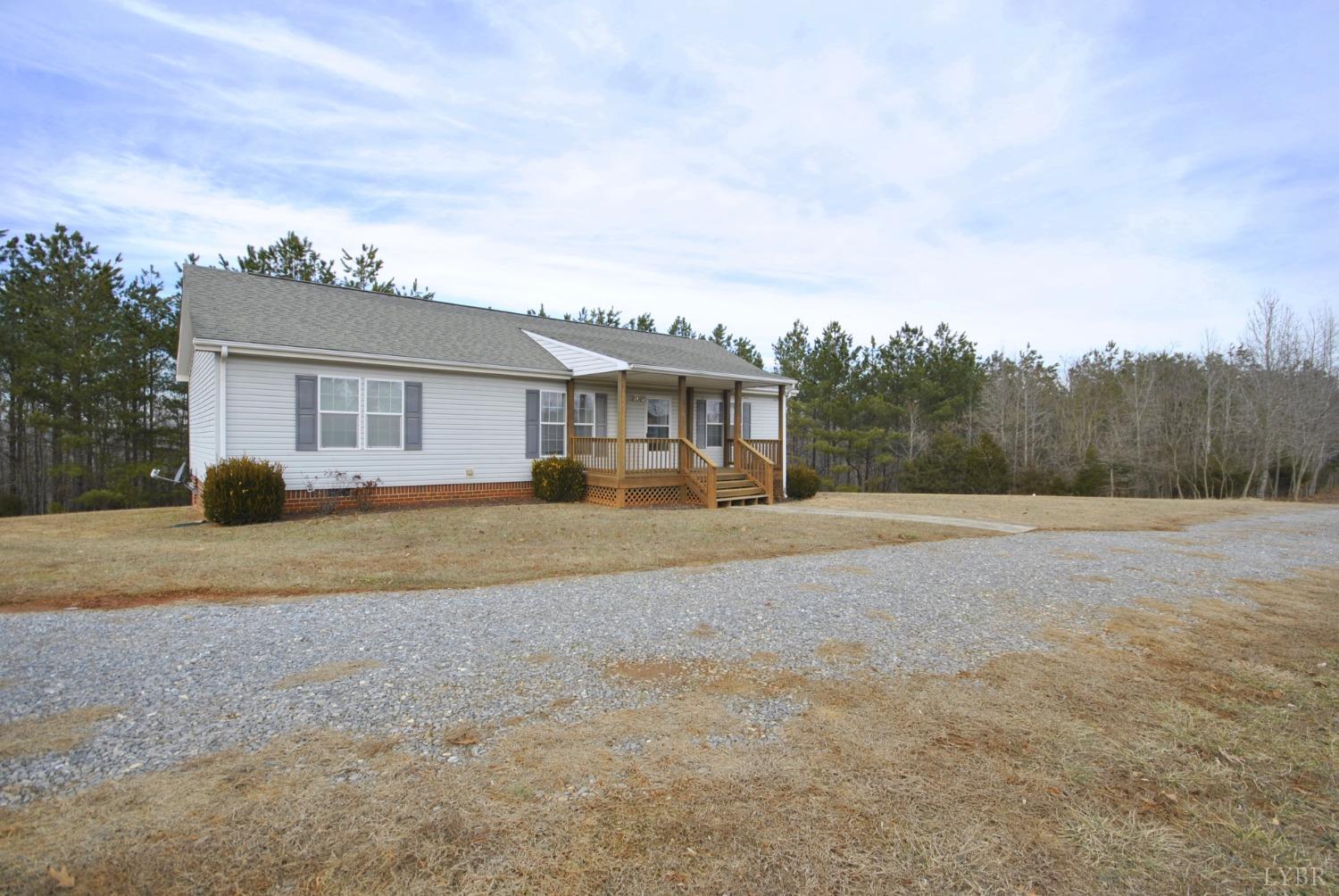 2453 Easome Road, Hurt, Virginia image 2