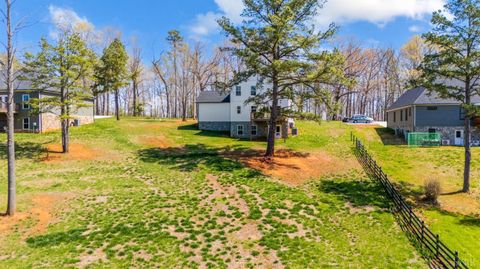 Tiny photo for 4442 Goode Road, Goode, VA 24556 (MLS # 365597)