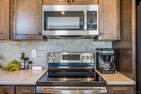 Tiny photo for 4442 Goode Road, Goode, VA 24556 (MLS # 365597)