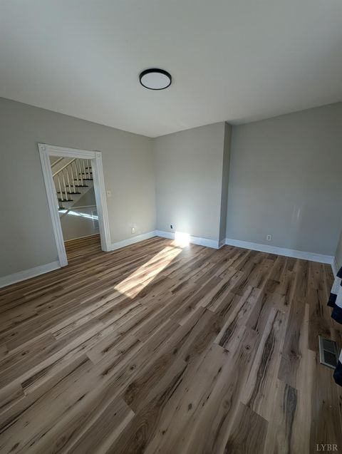 Tiny photo for 1112 pierce St, Lynchburg, VA 24502 (MLS # 363426)