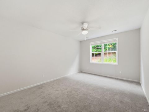 Tiny photo for 404 Legacy Oaks Circle, Lynchburg, VA 24501 (MLS # 365458)