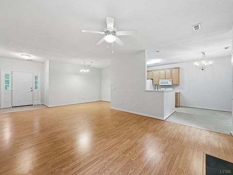 Tiny photo for 404 Legacy Oaks Circle, Lynchburg, VA 24501 (MLS # 365458)