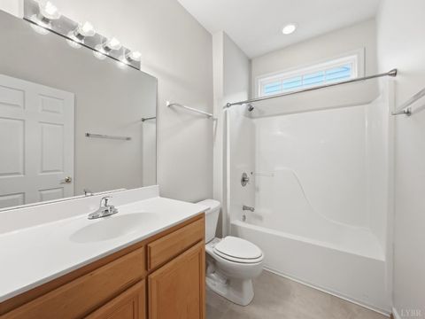 Tiny photo for 404 Legacy Oaks Circle, Lynchburg, VA 24501 (MLS # 365458)