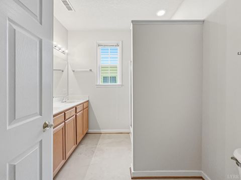 Tiny photo for 404 Legacy Oaks Circle, Lynchburg, VA 24501 (MLS # 365458)