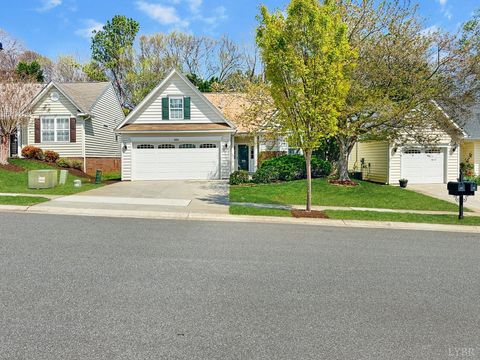 Tiny photo for 404 Legacy Oaks Circle, Lynchburg, VA 24501 (MLS # 365458)