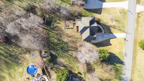 Tiny photo for 1040 Hooper Woods Drive, Forest, VA 24551 (MLS # 363623)