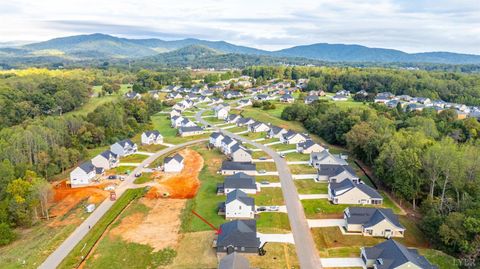 Tiny photo for 1295 Boonsboro Meadows Drive, Lynchburg, VA 24503 (MLS # 364697)