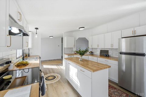 Tiny photo for 73 Hunters Ridge, Danville, VA 24540 (MLS # 363533)