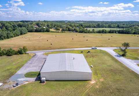 Tiny photo for 200 Industrial Park, Appomattox, VA 24522 (MLS # 364475)