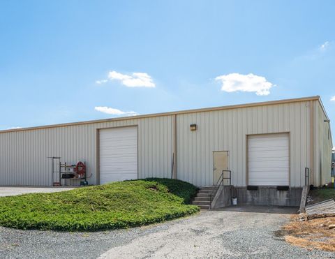 Tiny photo for 200 Industrial Park, Appomattox, VA 24522 (MLS # 364475)