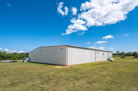 Tiny photo for 200 Industrial Park, Appomattox, VA 24522 (MLS # 364475)