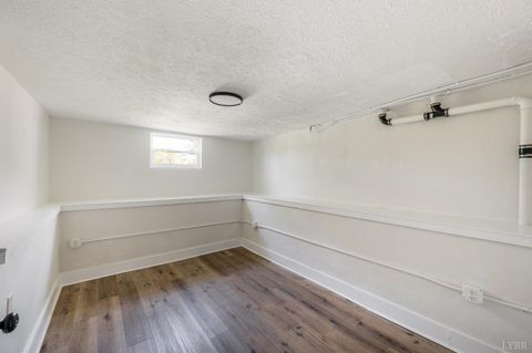 Tiny photo for 510 Sussex Street, Lynchburg, VA 24501 (MLS # 365922)