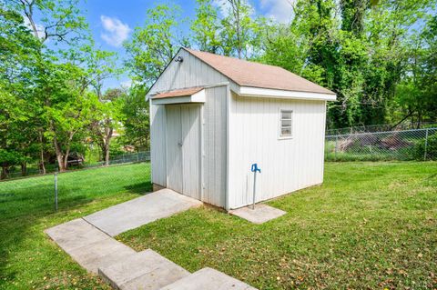 Tiny photo for 510 Sussex Street, Lynchburg, VA 24501 (MLS # 365922)