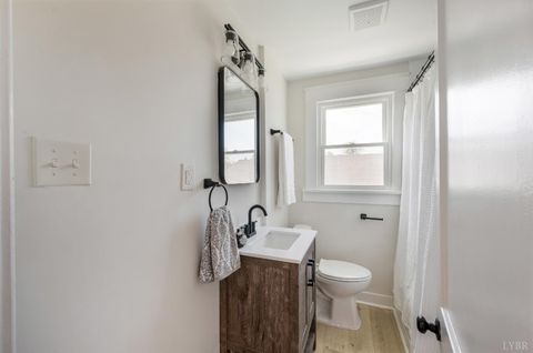 Tiny photo for 510 Sussex Street, Lynchburg, VA 24501 (MLS # 365922)