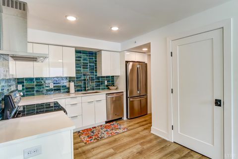 Tiny photo for 1500 Main Street #301, Lynchburg, VA 24504 (MLS # 366420)