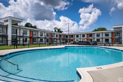 Photo of 1500 Main Street #301, Lynchburg, VA 24504 (MLS # 366420)