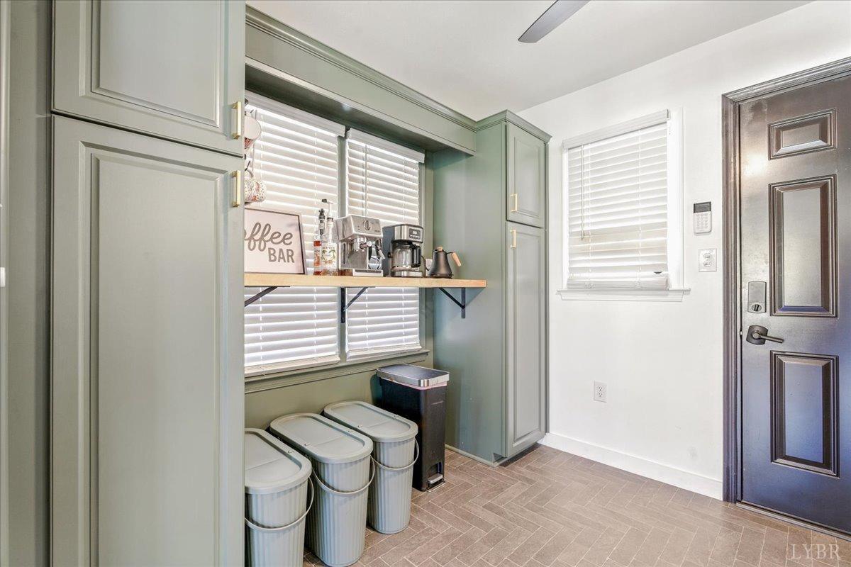 505 Dawnridge Drive, Lynchburg, Virginia image 11