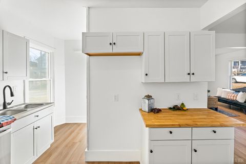 Tiny photo for 1800 Floyd Street, Lynchburg, VA 24501 (MLS # 363839)