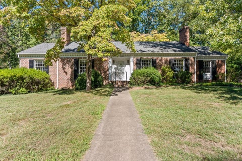 Photo of 3624 Willow Lawn Drive, Lynchburg, VA 24503 (MLS # 369524)