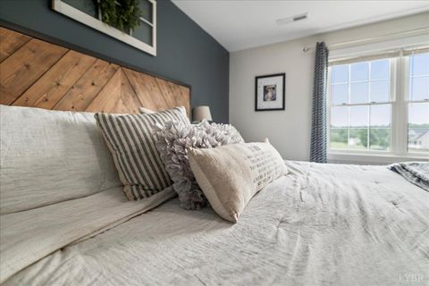 Tiny photo for 24 Trotter Lane, Concord, VA 24538 (MLS # 362449)