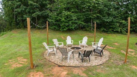 Tiny photo for 24 Trotter Lane, Concord, VA 24538 (MLS # 362449)