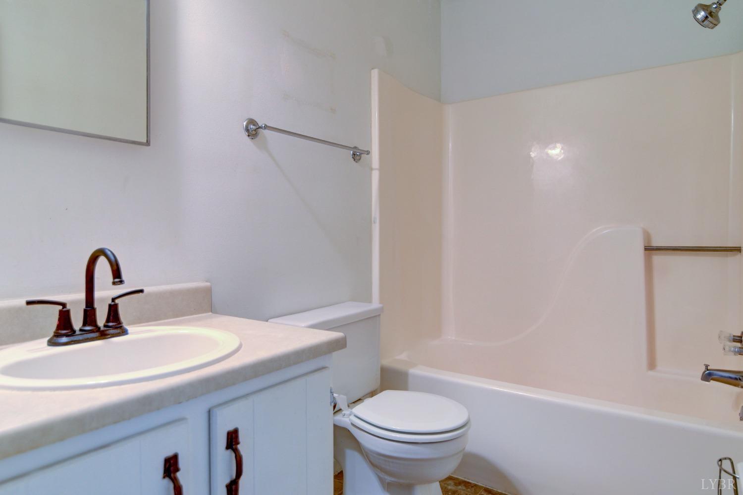 8108 Timberlake Road #135, Lynchburg, Virginia image 15